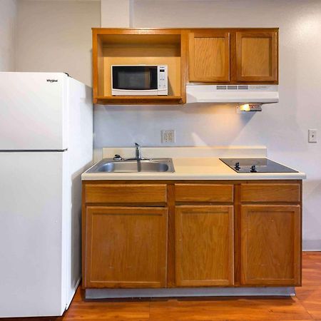 Extended Stay America Select Suites - Fayetteville - Cliffdale Екстериор снимка