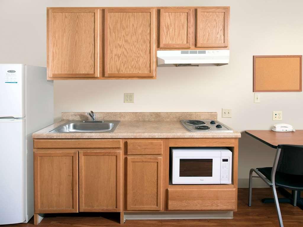 Extended Stay America Select Suites - Fayetteville - Cliffdale Стая снимка
