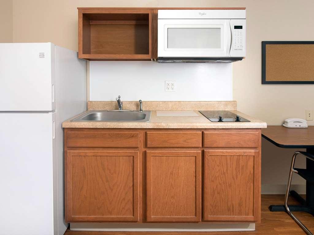 Extended Stay America Select Suites - Fayetteville - Cliffdale Стая снимка