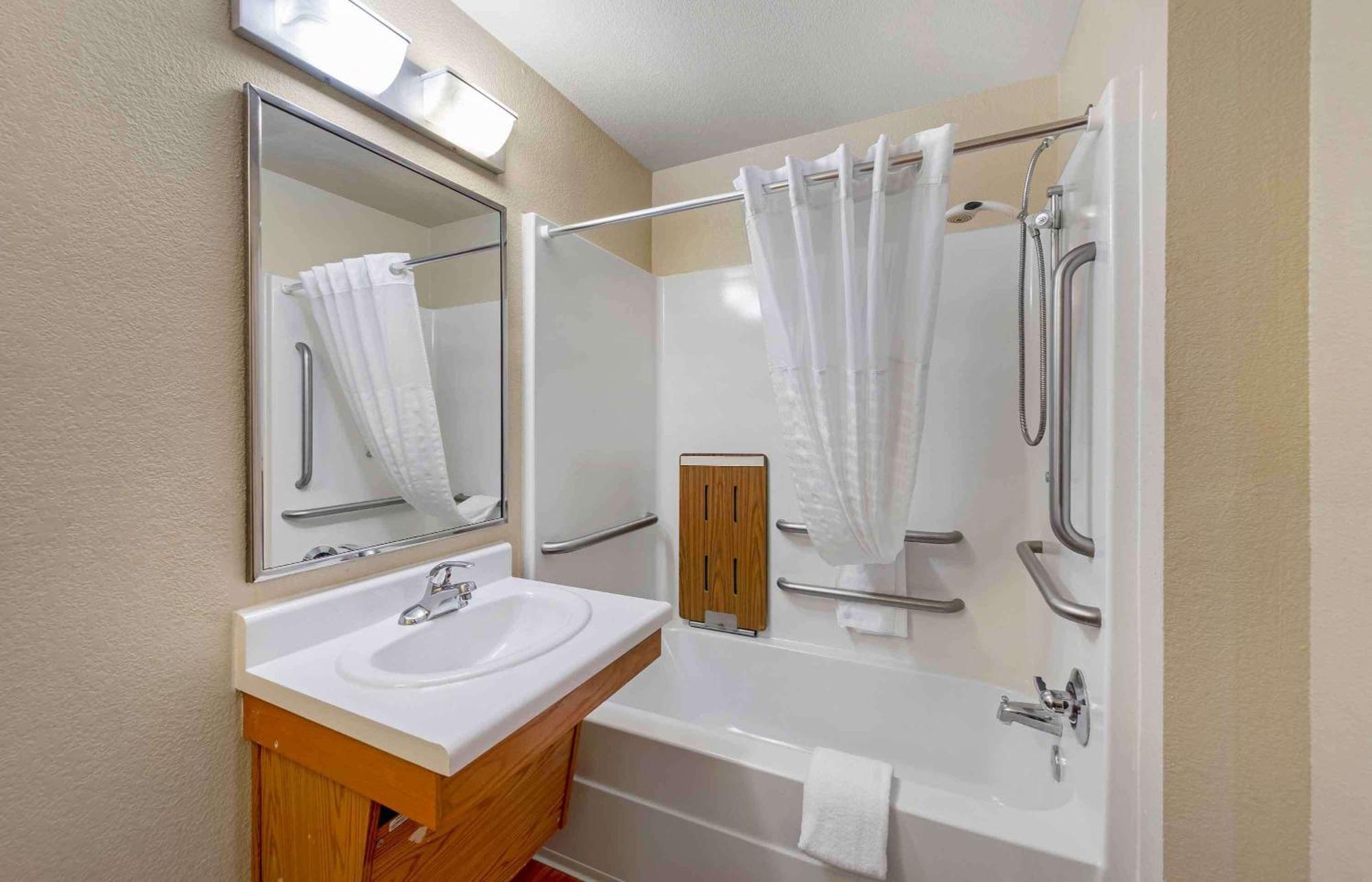 Extended Stay America Select Suites - Fayetteville - Cliffdale Екстериор снимка