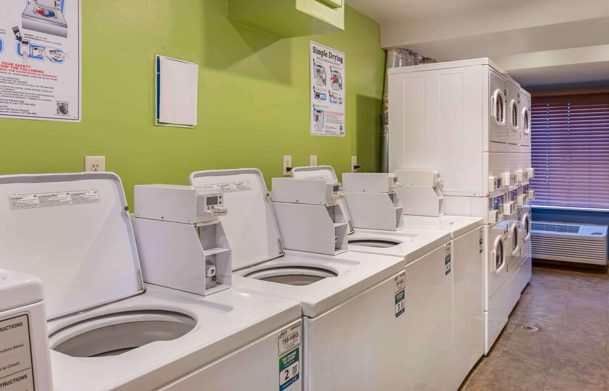 Extended Stay America Select Suites - Fayetteville - Cliffdale Екстериор снимка